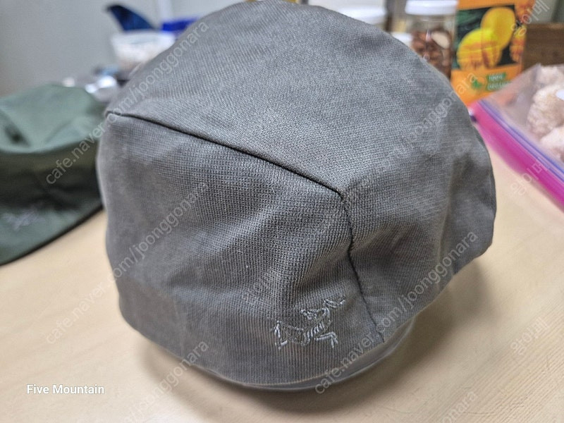 아크테릭스 프레놀 헌팅캡 일괄판매합니다. 이미지