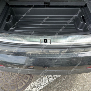 아우디 Q7 4L 트렁크 트레이