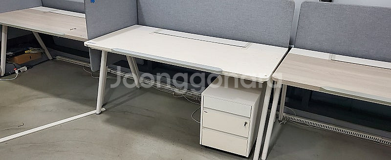 퍼시스인에이블 전동모션데스크 허먼밀러뉴에어론 서울대의자...--0