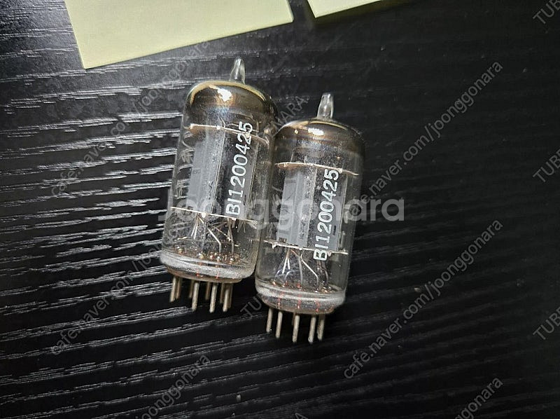 텔레풍켄 <> ECC82 12AU7 NOS ? 동일 코...--4