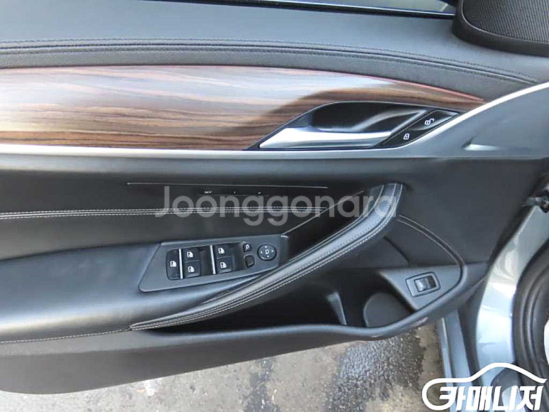 [BMW]5시리즈 (G30) 520d xDrive 럭셔...--1
