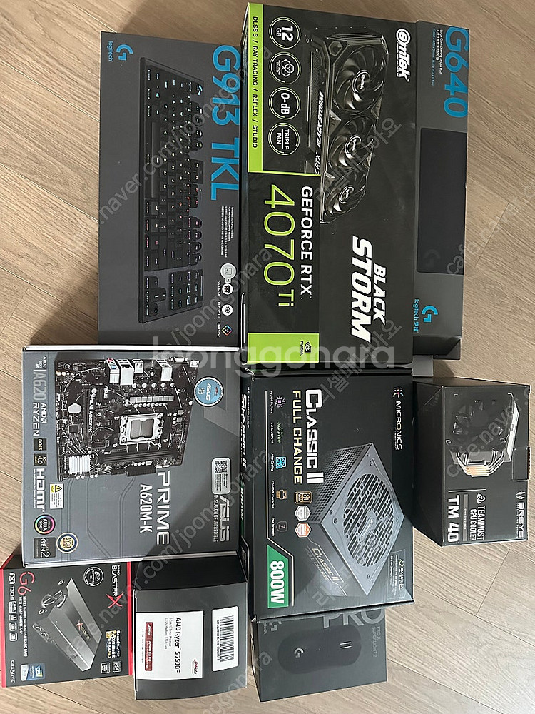 게이밍 PC 본체 모니터 4070TI--4