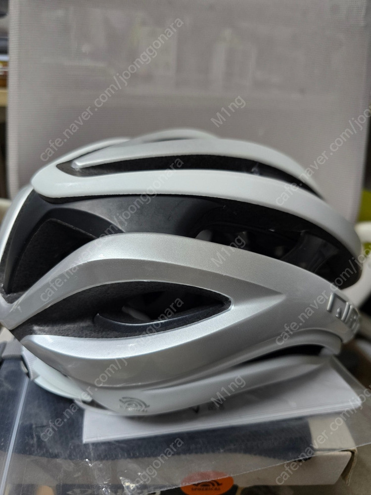 지로 에더 스페리컬 밉스 m사이즈, 흰-실버 색상, 로드 자전거 헬멧 / 에스웍스 아레스 클릿 슈즈 43사이즈 27...--1