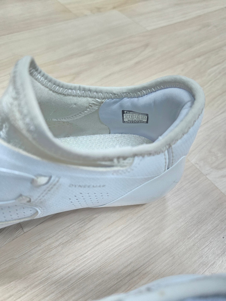 지로 에더 스페리컬 밉스 m사이즈, 흰-실버 색상, 로드 자전거 헬멧 / 에스웍스 아레스 클릿 슈즈 43사이즈 27...--7