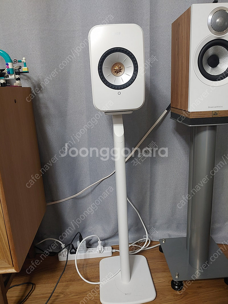 Kef LSX2 & s1 floor stand--4