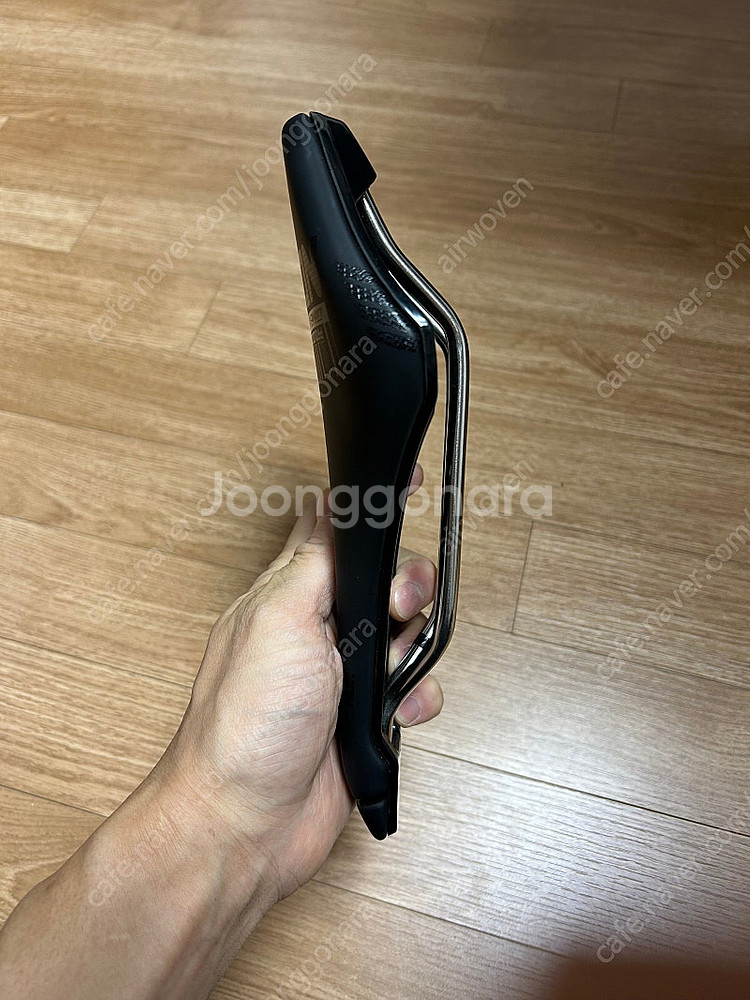 프롤로고 디멘션 NDR 티타늄 레일 안장--1