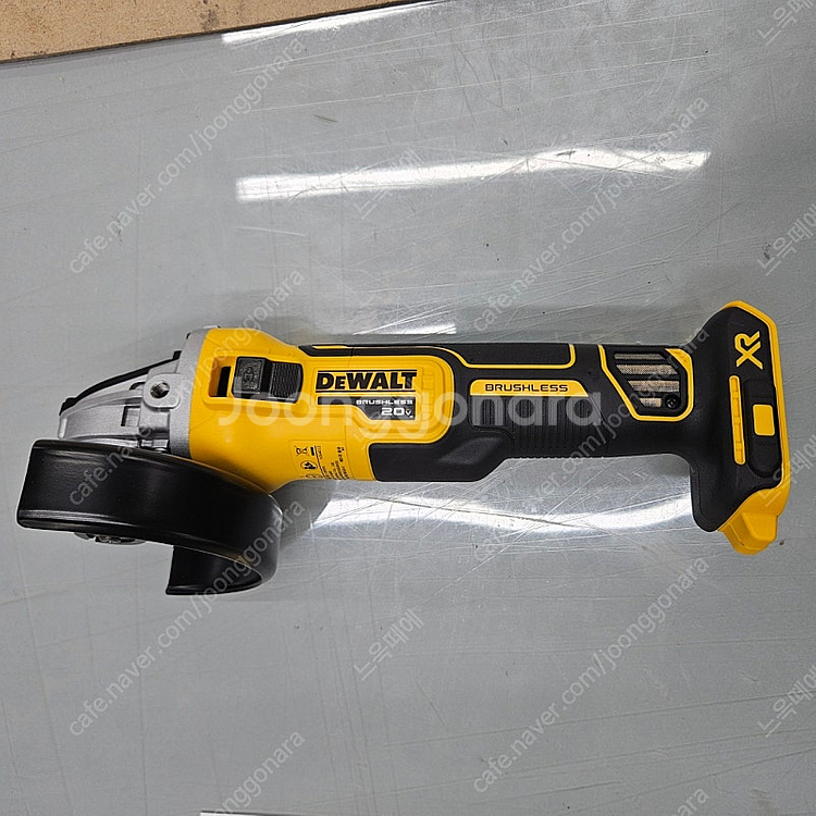 새제품)디월트 무선 글라인더 베어툴--3