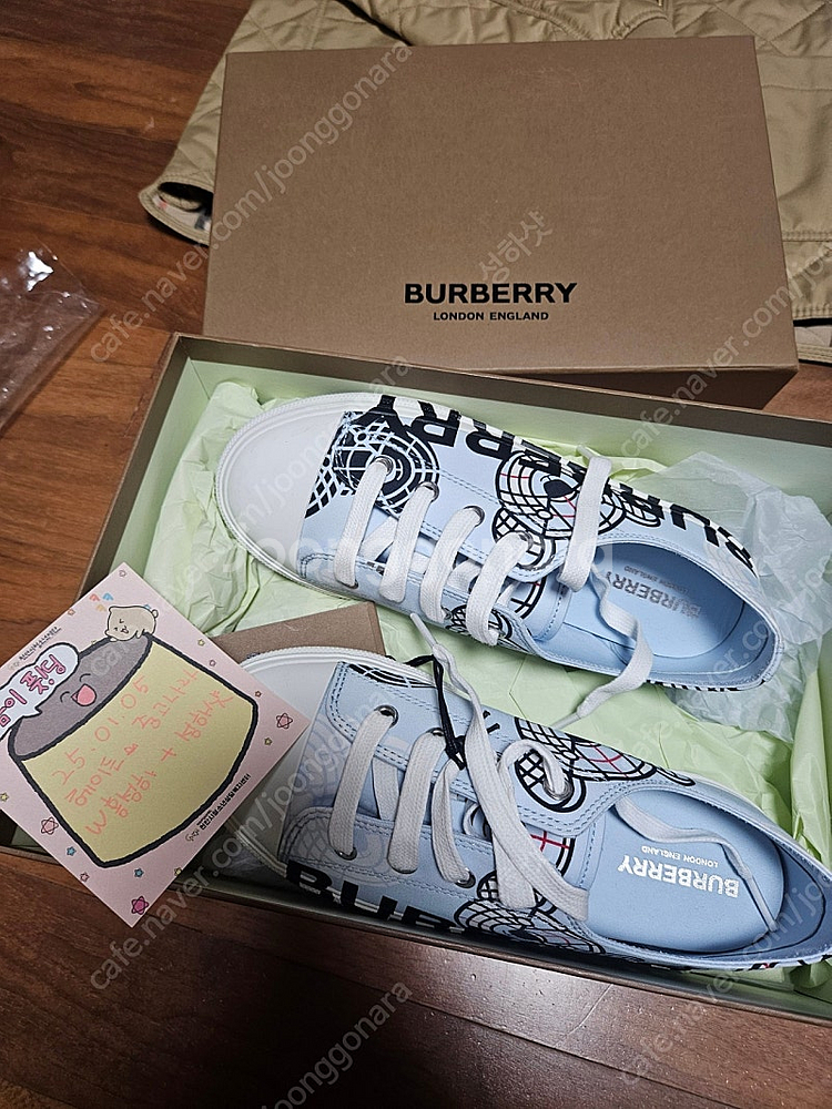 버버리 키즈 토마스 스니커즈 35사이즈 새제품--2