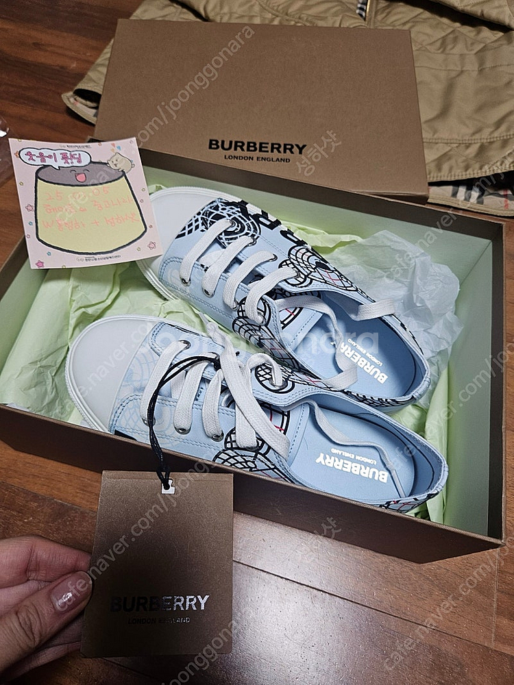 버버리 키즈 토마스 스니커즈 35사이즈 새제품--3