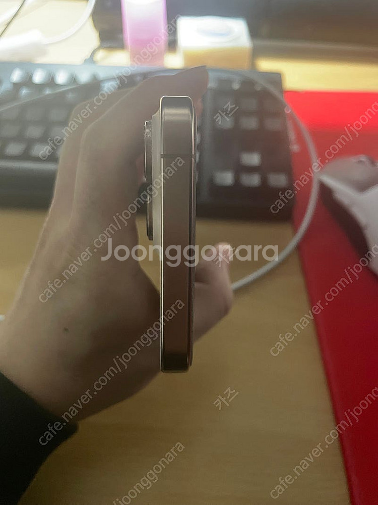 아이폰 16 프로 맥스 256 데저트 티타늄 팝니다--0