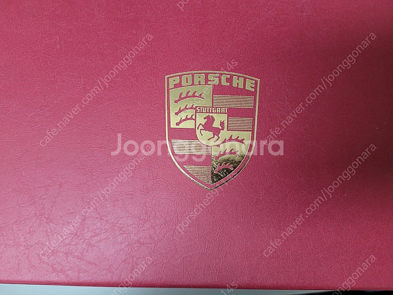 포르쉐 클래식 배터리 차저 판매합니다 한정판(새제품)--0