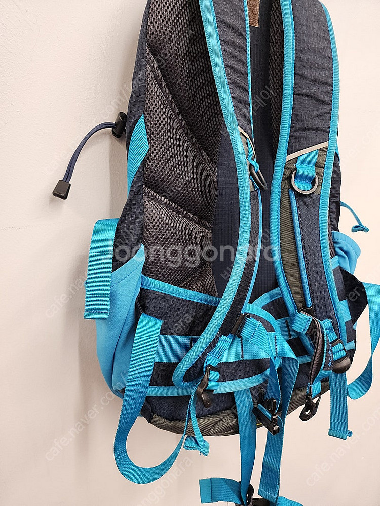 컬럼비아 등산배낭(28리터)--7
