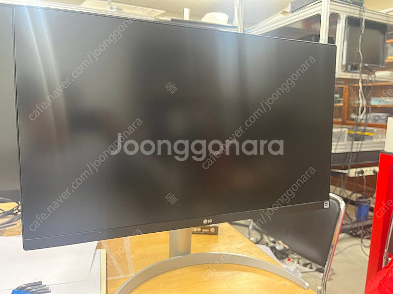 LG 4k 27인치 (27UP650)--0