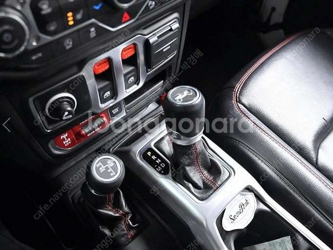 중고차 지프 랭글러(JL) 2.0 루비콘 2DR 20년...--2