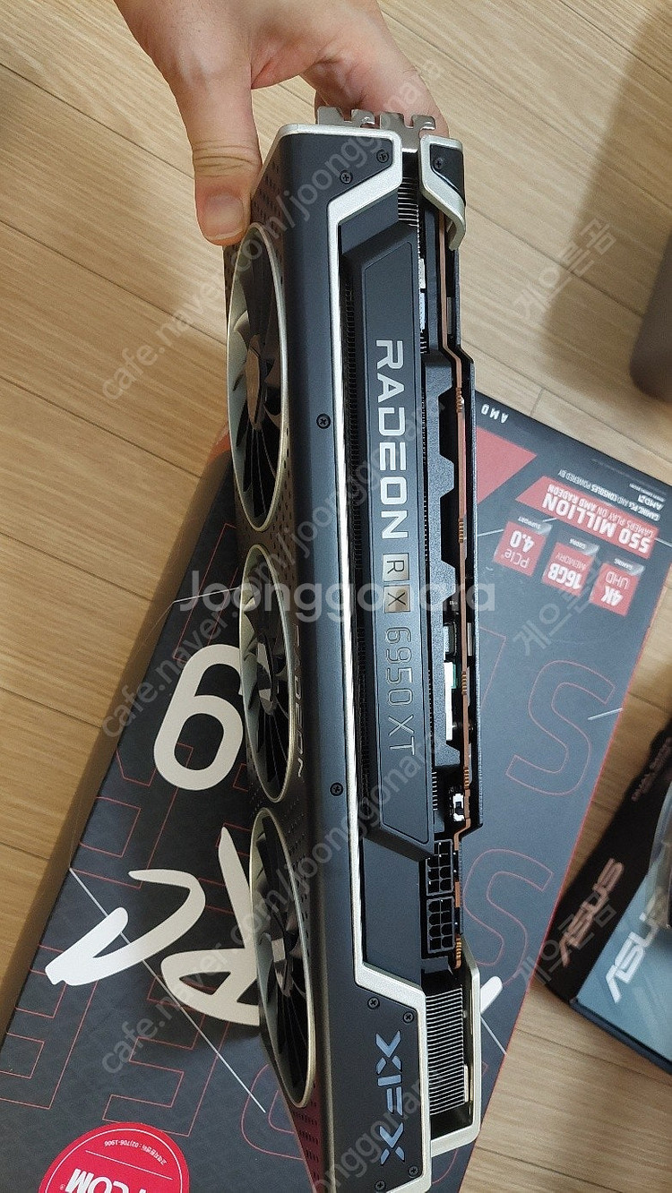 XFX 라데온 RX 6950XT MERC 319 BLACK D6 16GB 판매합니다.--0
