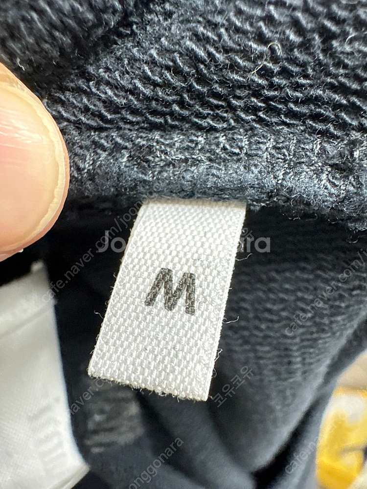 아미 하트 로고 맨투맨--9