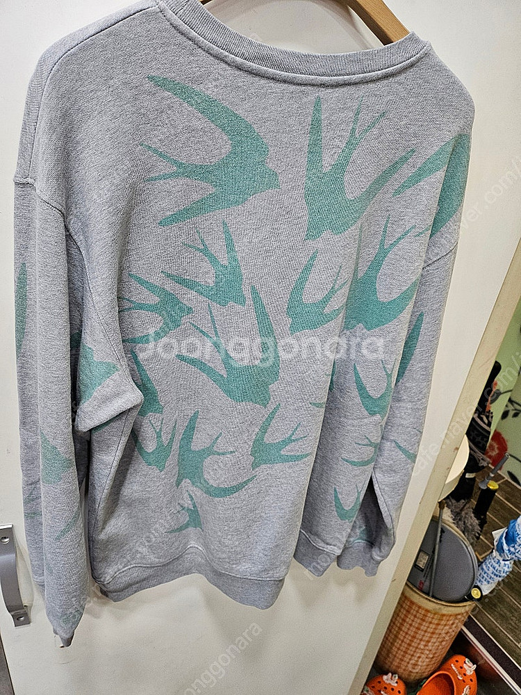 알렉산더맥퀸 버드 맨투맨--1