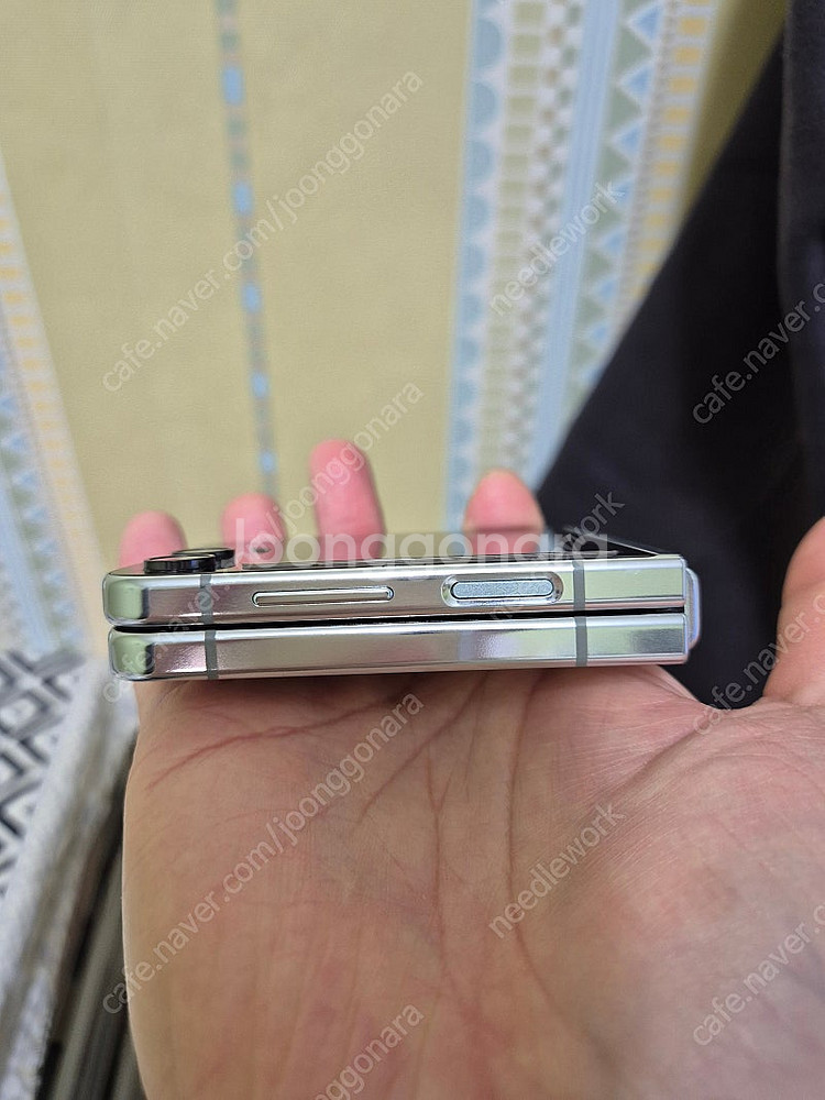 삼성 갤럭시 Z플립5--2