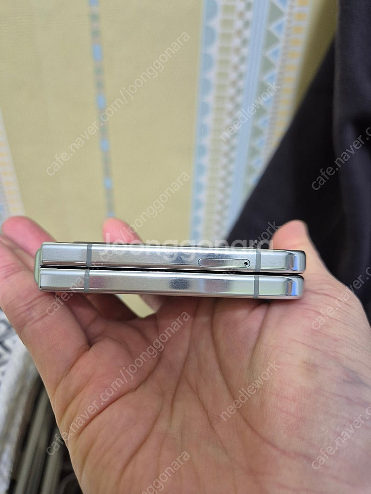 삼성 갤럭시 Z플립5--3