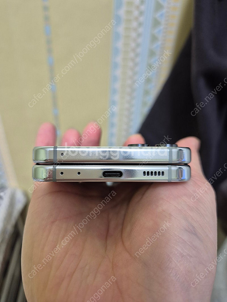 삼성 갤럭시 Z플립5--4