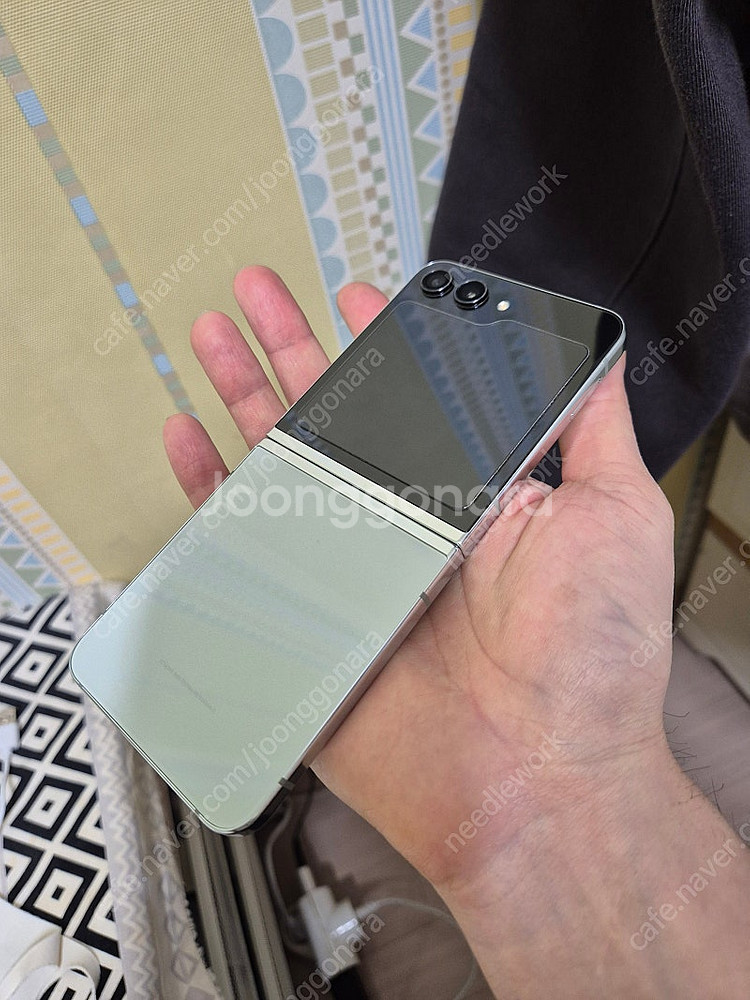 삼성 갤럭시 Z플립5--0