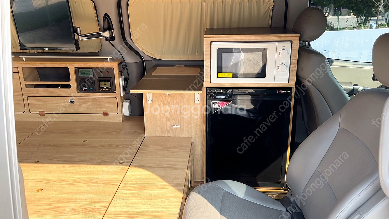 스타렉스 캠핑카 판매합니다 - 1600만원(개별소비세 ...--1