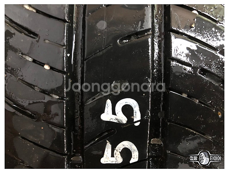 중고타이어 금호타이어 솔루스 TA31 215/55R18...--8