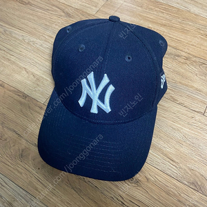 MLB 뉴욕양키스 핀치힌터 볼캡 네이비