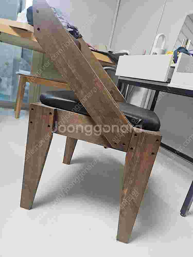 소년과나무의자--1