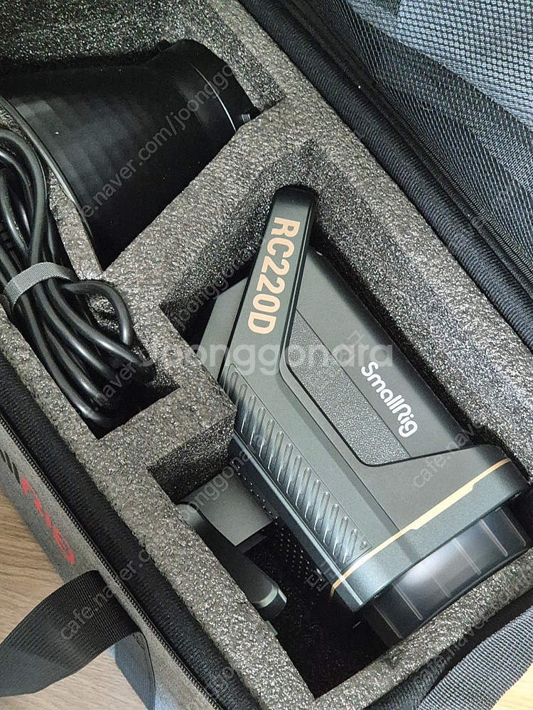 스몰리그 RC-220D LED 조명 판매합니다(지속광)--2