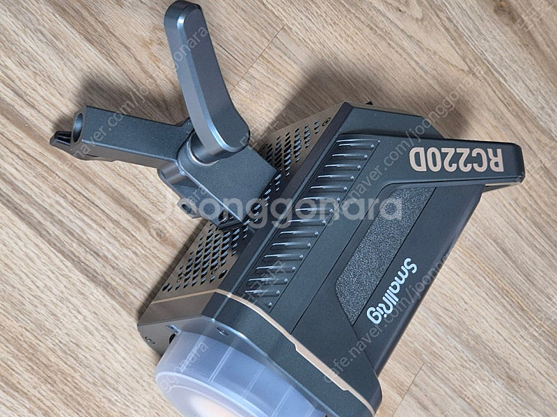 스몰리그 RC-220D LED 조명 판매합니다(지속광)--3