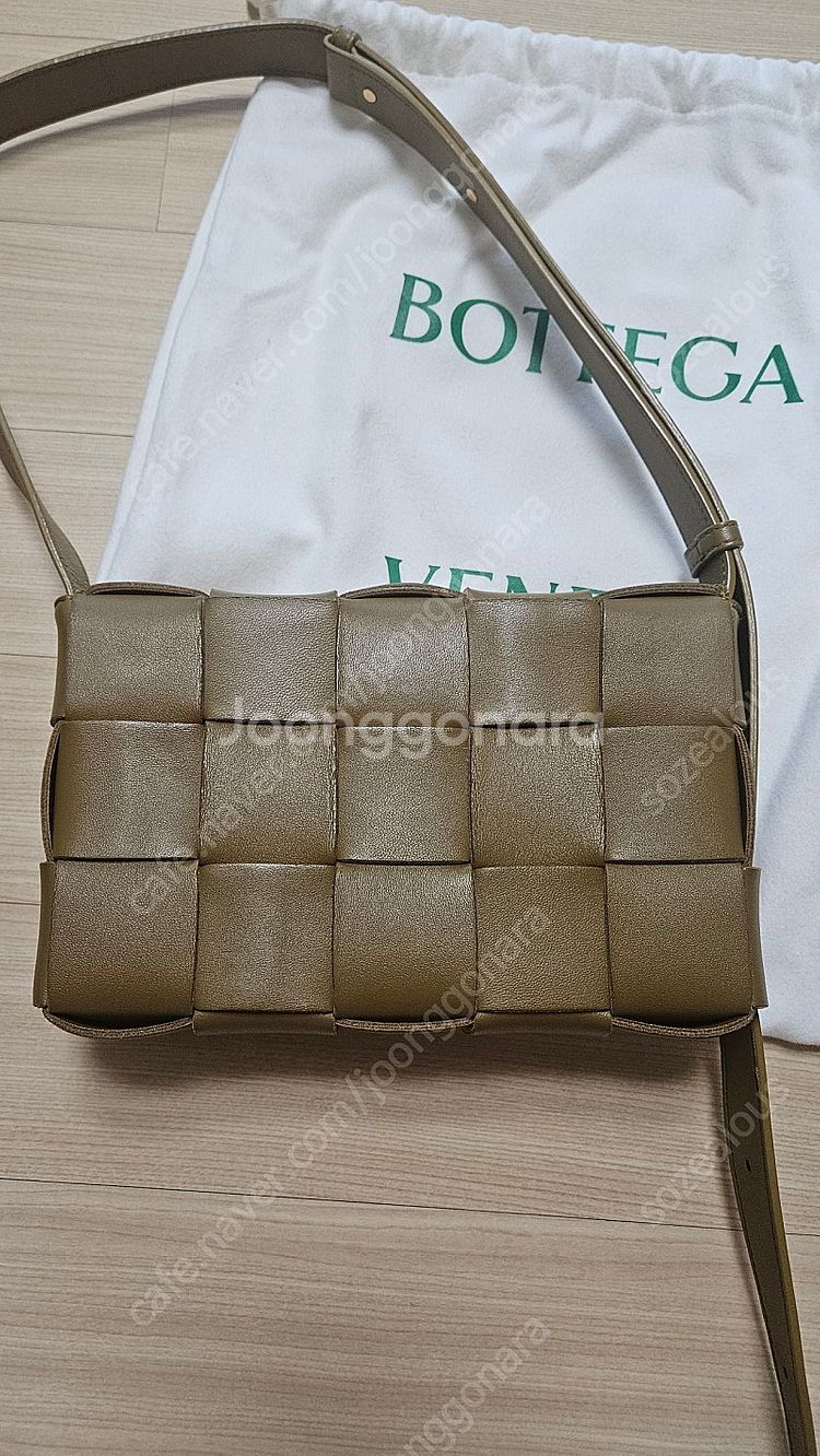 보테가보네타 카세트백--5