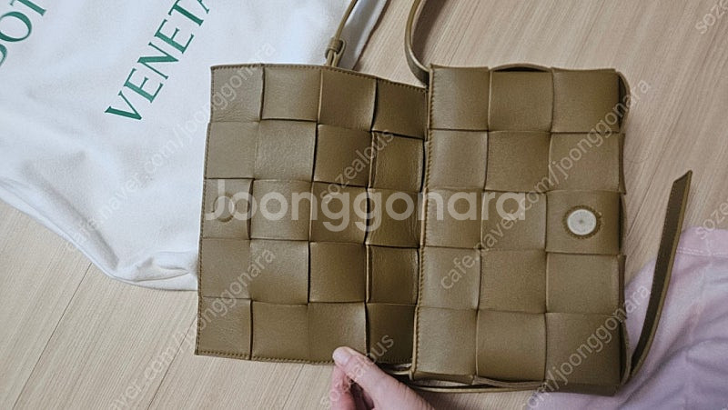 보테가보네타 카세트백--7