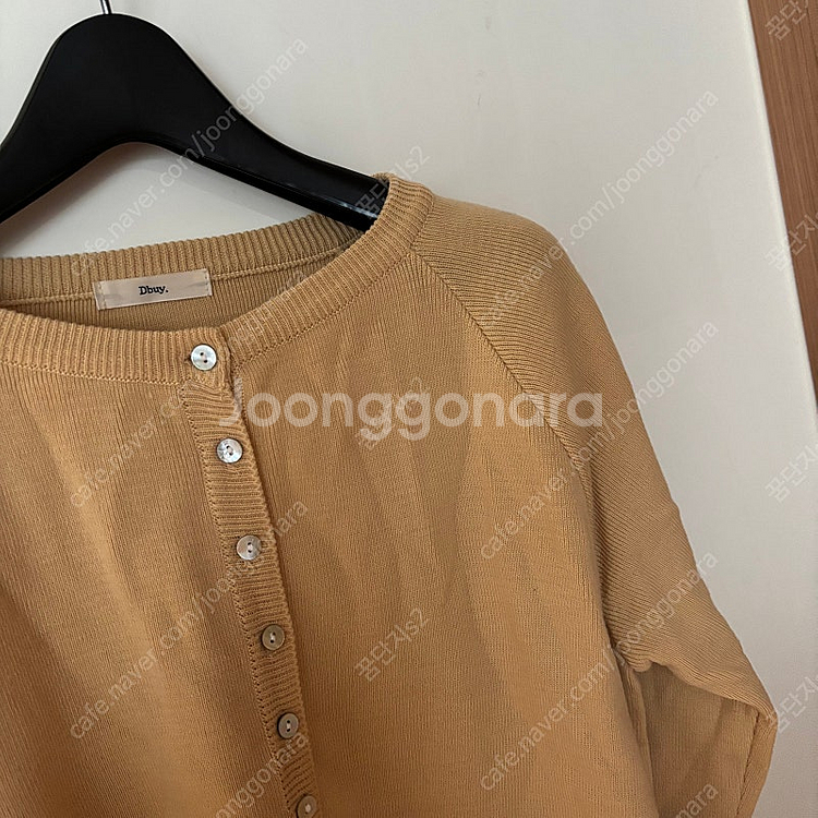 버터 자개단추 라운드 미니멀 가디건 Dbuy 올드머니룩...--1