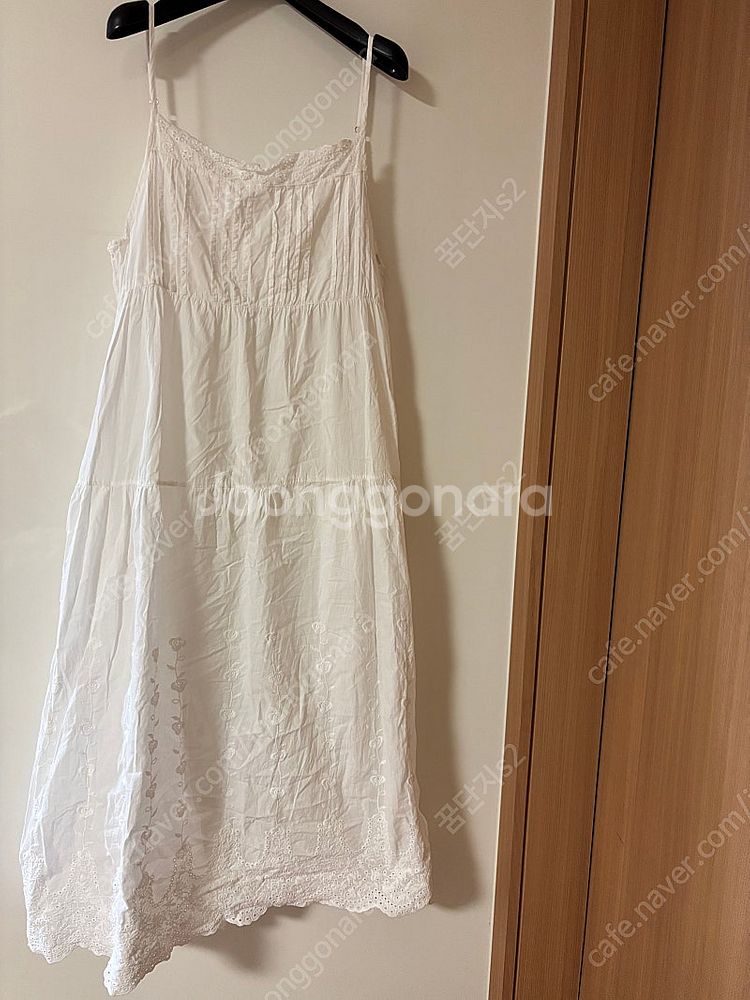 뷔스티에 아일렛 민소매 코튼 바스락 뷔스티에 나시 롱원...--0