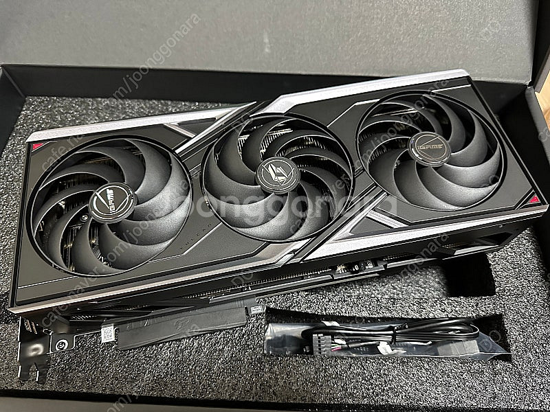 COLORFUL iGame 지포스 RTX 5070 Ti...--1