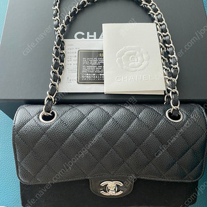 샤넬클래식캐비어스몰