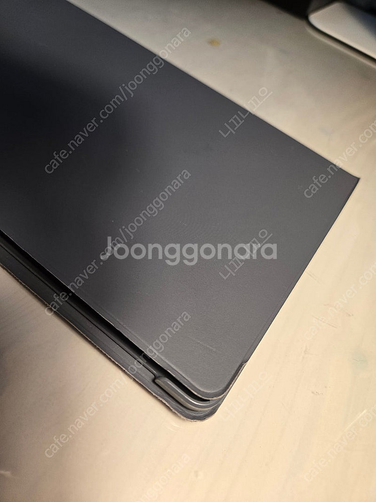 갤럭시 탭 A7 10.4" 용 삼성정품 북커버 EF-BT500PJEGKR 케이스--3