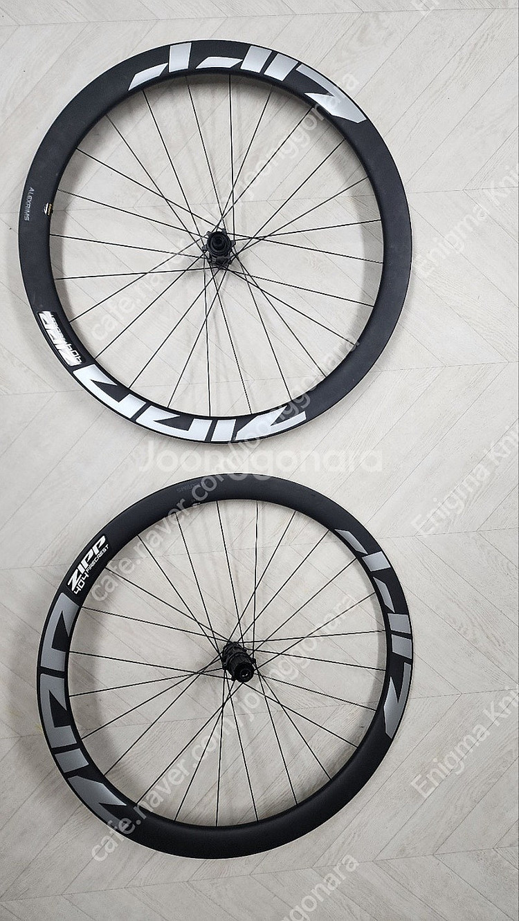 알렉스림 카본 휠셋 45mm 시마노 바디(협의가능) 판매합니다.--0