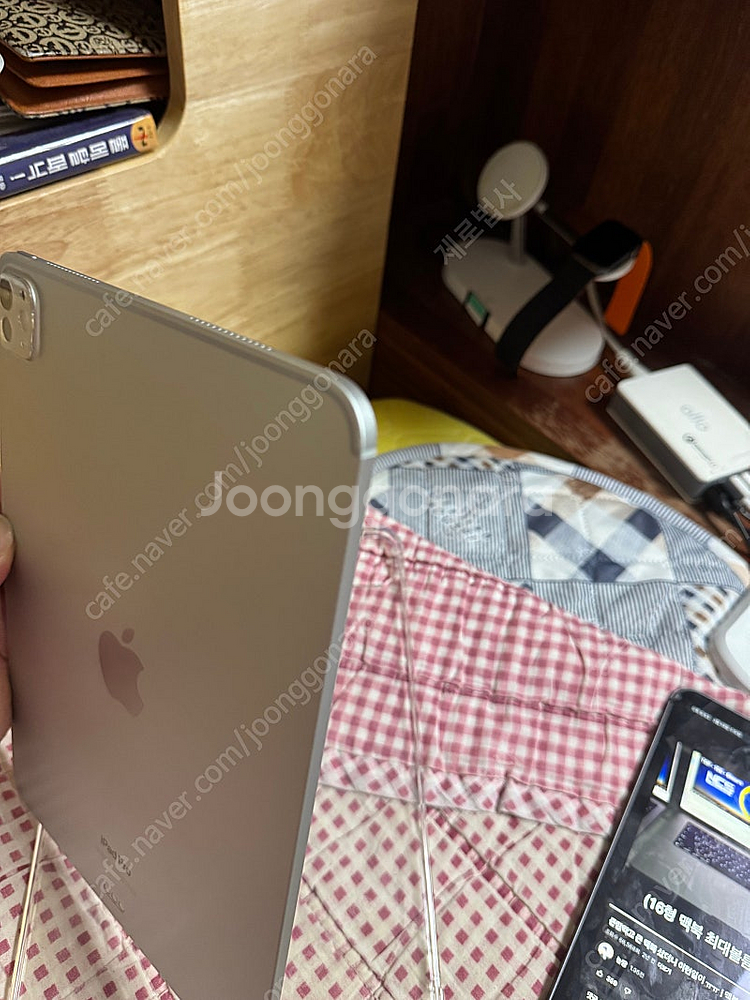 아이패드 프로 11인치 m4 실버 와이파이 팔아요--8