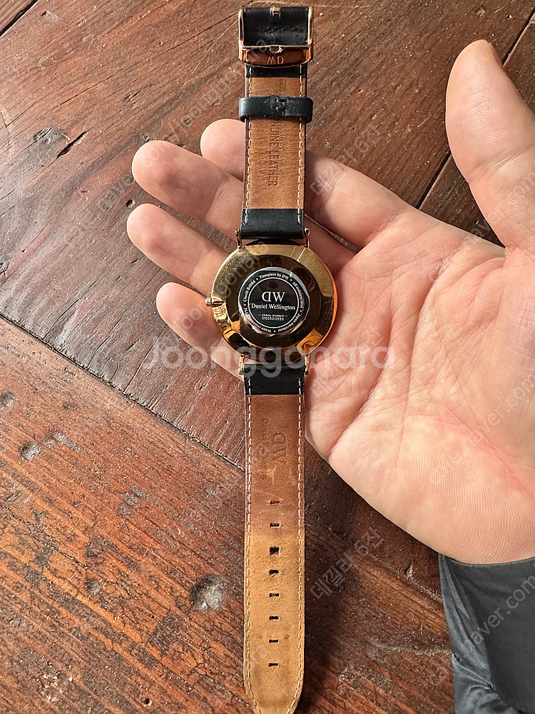 다니엘웰링턴 블랙 40mm--1