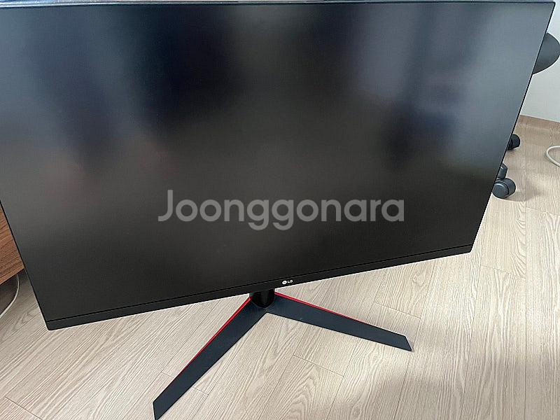 LG 32gk650f--0