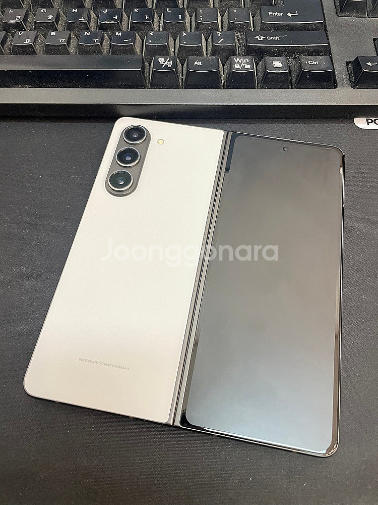 갤럭시Z폴드5 그레이 1TB 무잔상 상태좋은 중고72만...--1