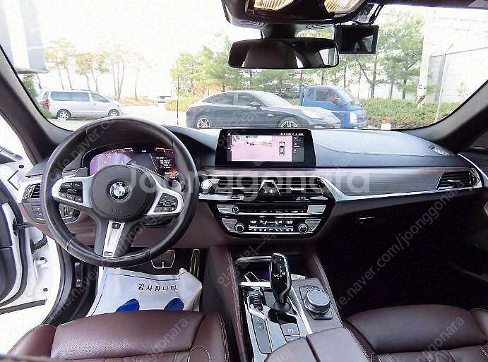 중고차 BMW 5시리즈(7세대) 530i M스포츠팩 플...--1