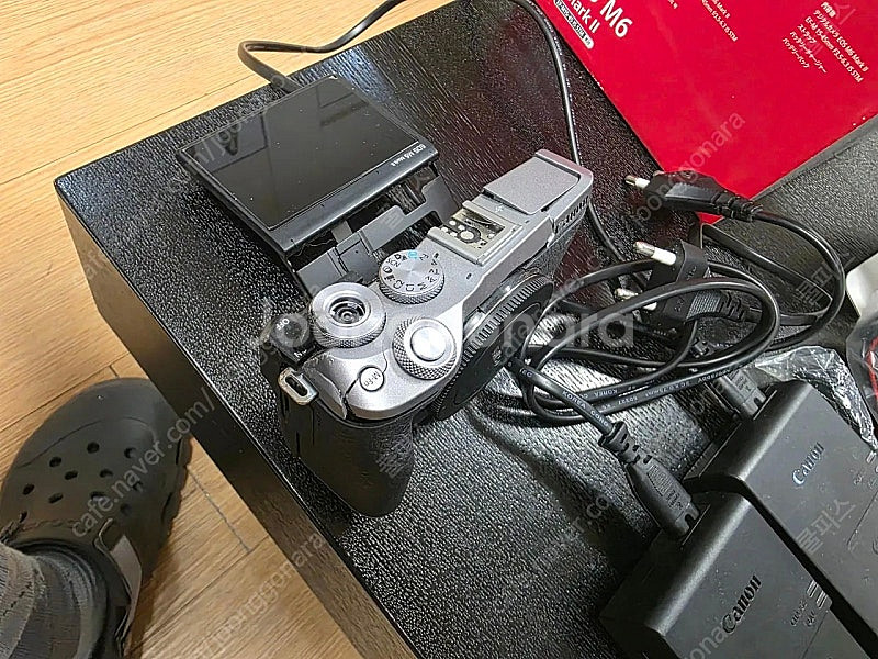 캐논 EOS M6 Mark II + EF-EOS M 어댑터 + 리모컨 미니 삼각대 그외 주변기기--7