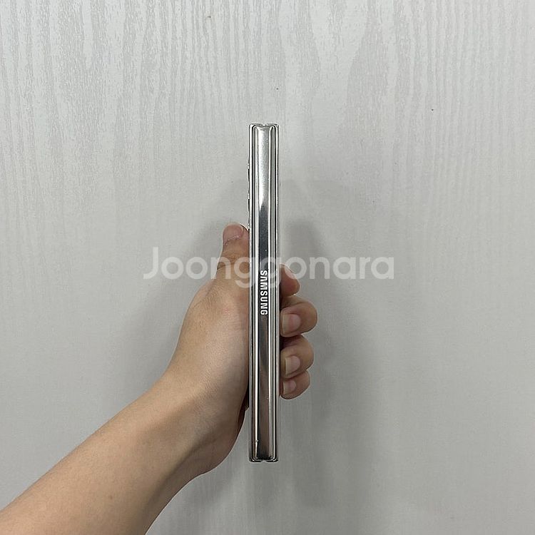 74519 갤럭시Z폴드5 512기가 크림 공기계 팝니다...--5