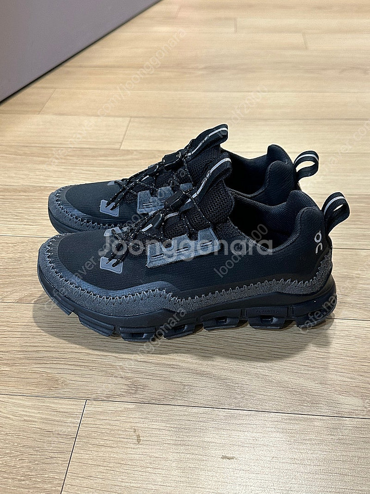 온러닝 클라우드 어웨이 블랙락--1