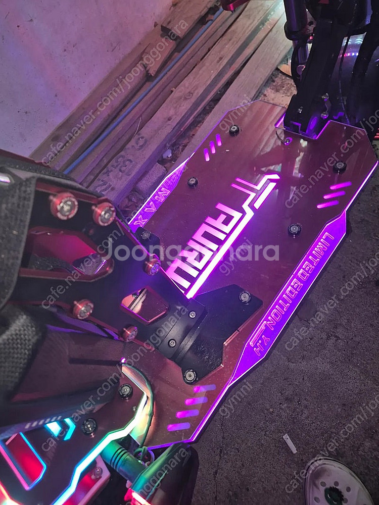 전동킥보드 타우러스 뉴 맥스 60v 35ah 풀튜닝--5