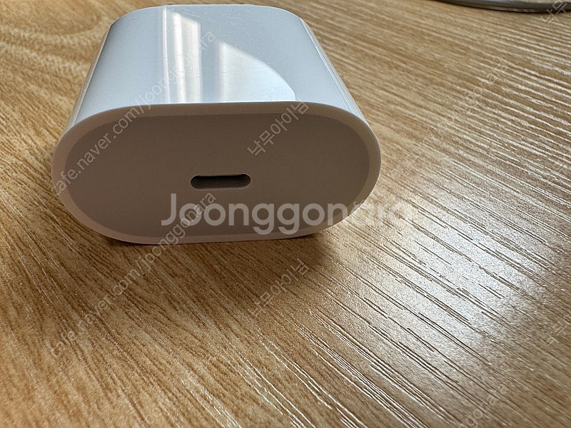 애플 20w 아답터, usb-c 8핀 케이블 판매합니다...--3