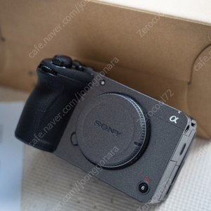 소니 FX30 바디Only + 스몰리그 케이지 팝니다